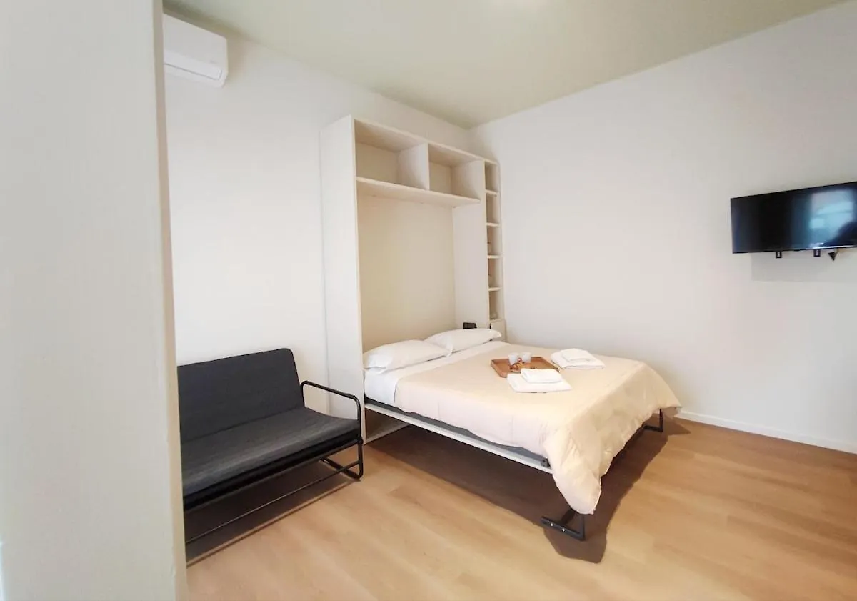 Milan Central Station- Modern Apartment 0*,  Italy